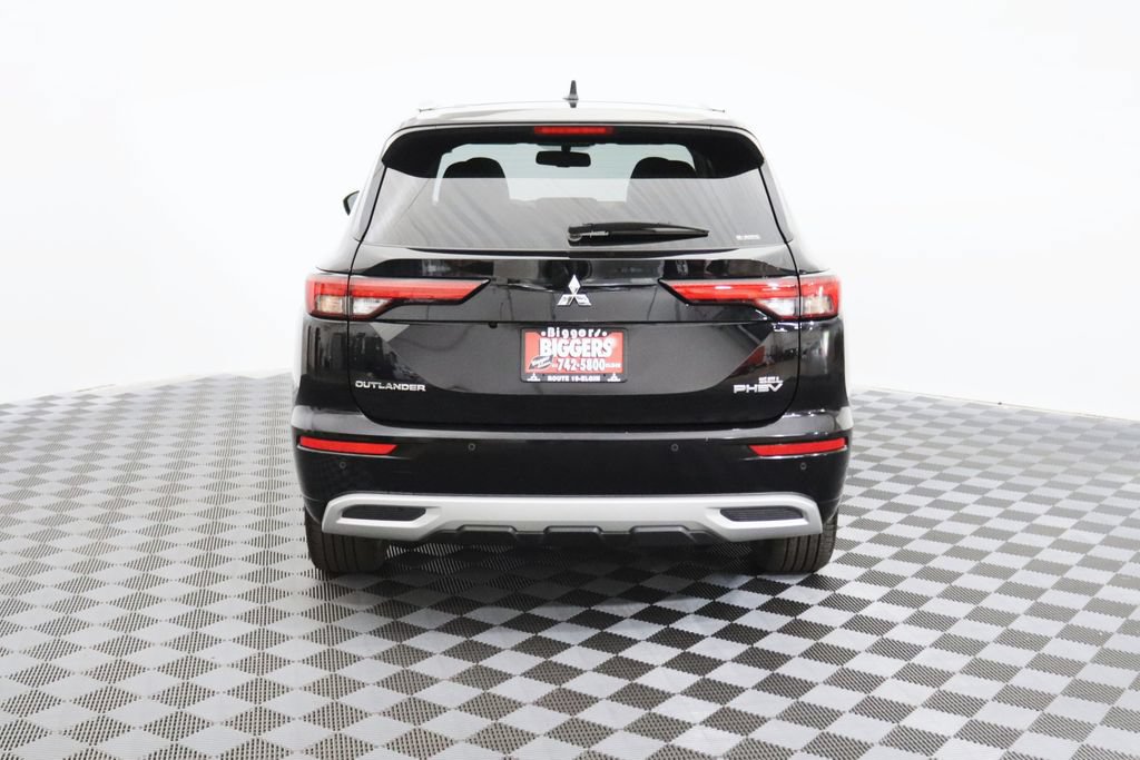 Used 2023 Mitsubishi Outlander SEL AWD/4WD image 7