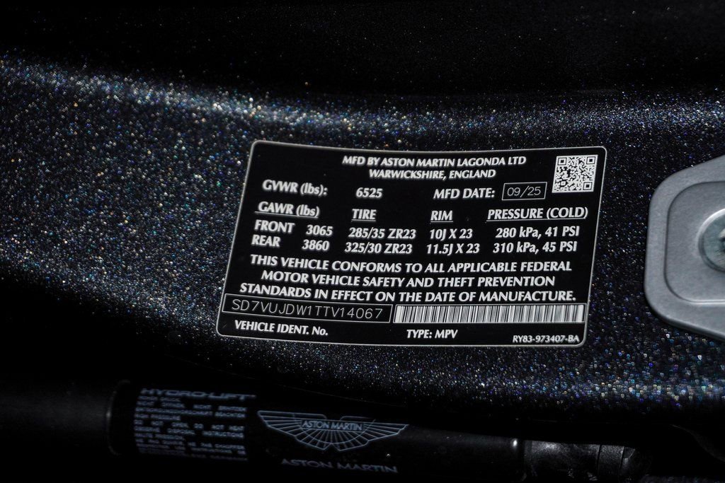 New 2026 Aston Martin DBX 707 image 34