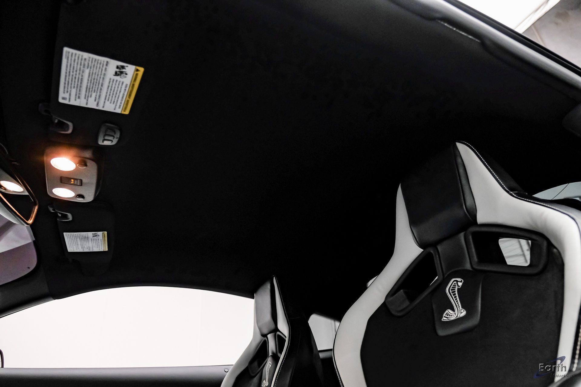 Used 2022 Ford Mustang Shelby GT500 w/ Technology Package image 40