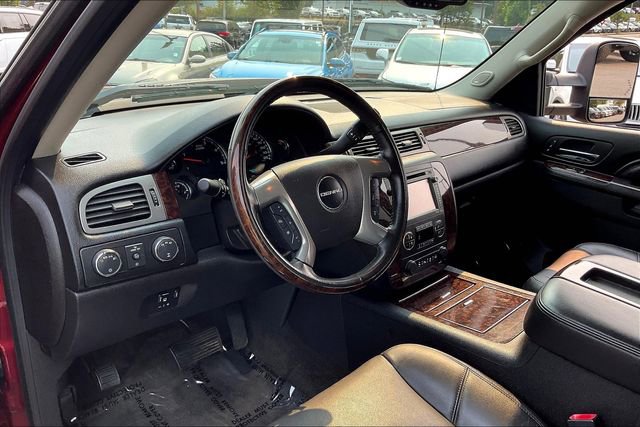 Used 2013 GMC Sierra 3500 Denali image 12