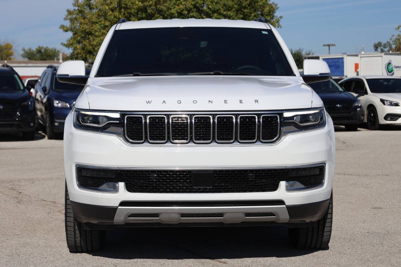 Used 2022 Jeep Wagoneer Series II AWD/4WD image 5
