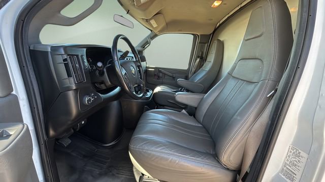 Used 2020 Chevrolet Express 3500 Work Van w/ Power Convenience Package image 18