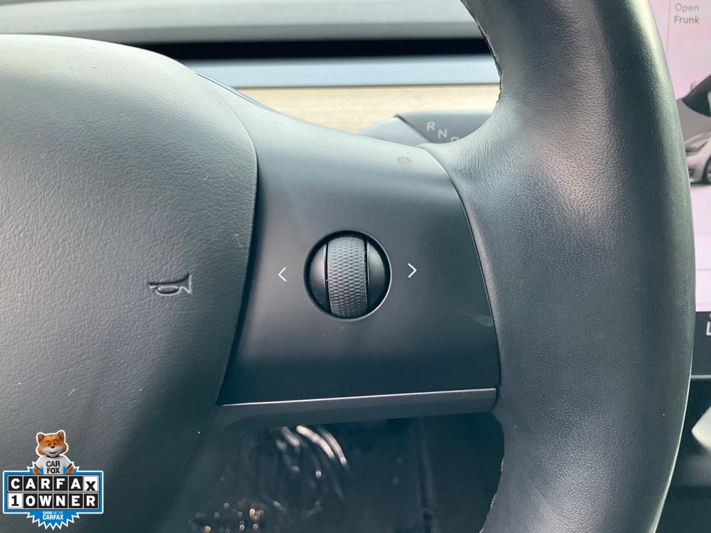 Used 2018 Tesla Model 3 Long Range RWD image 40