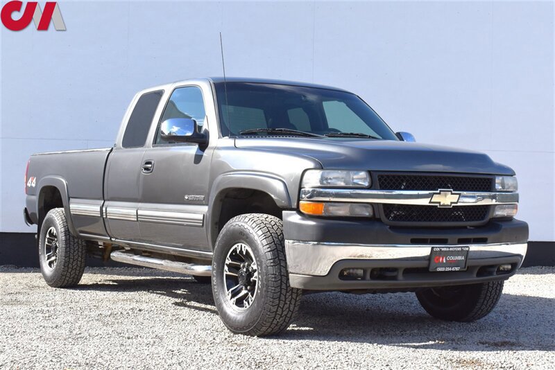 Used 2002 Chevrolet Silverado 2500 LS w/ Electrical Convenience Pkg AWD/4WD image 1