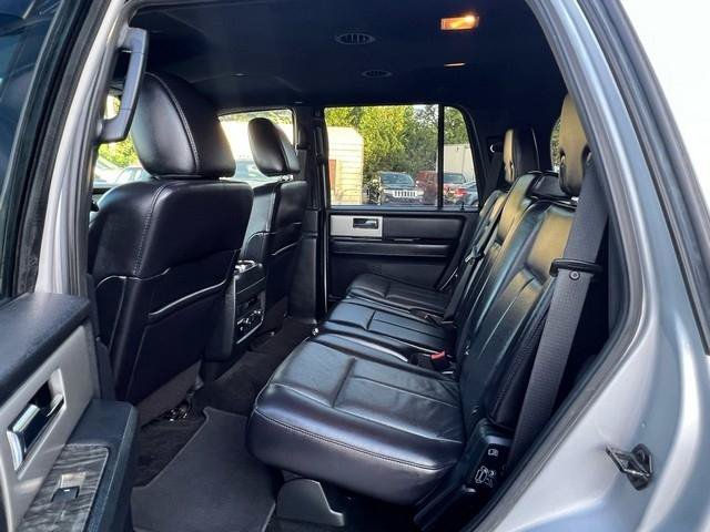 Used 2017 Ford Expedition Limited AWD/4WD image 19