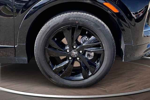 Used 2024 Buick Encore GX Sport Touring image 9