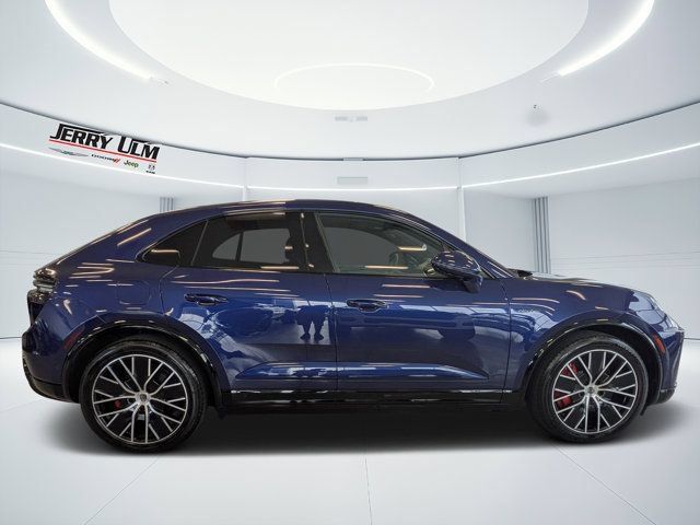 Used 2024 Porsche Macan Turbo Electric AWD/4WD image 2