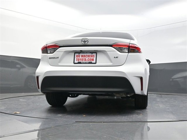 Used 2023 Toyota Corolla LE image 32