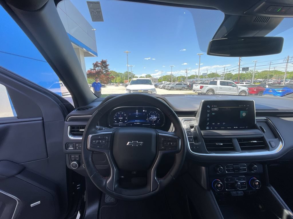 Certified 2023 Chevrolet Suburban RST AWD/4WD image 11