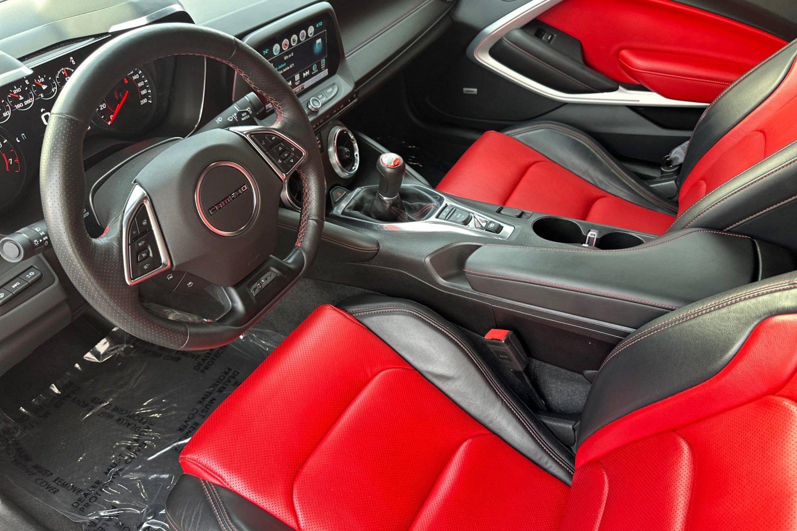 Used 2017 Chevrolet Camaro SS RWD image 10
