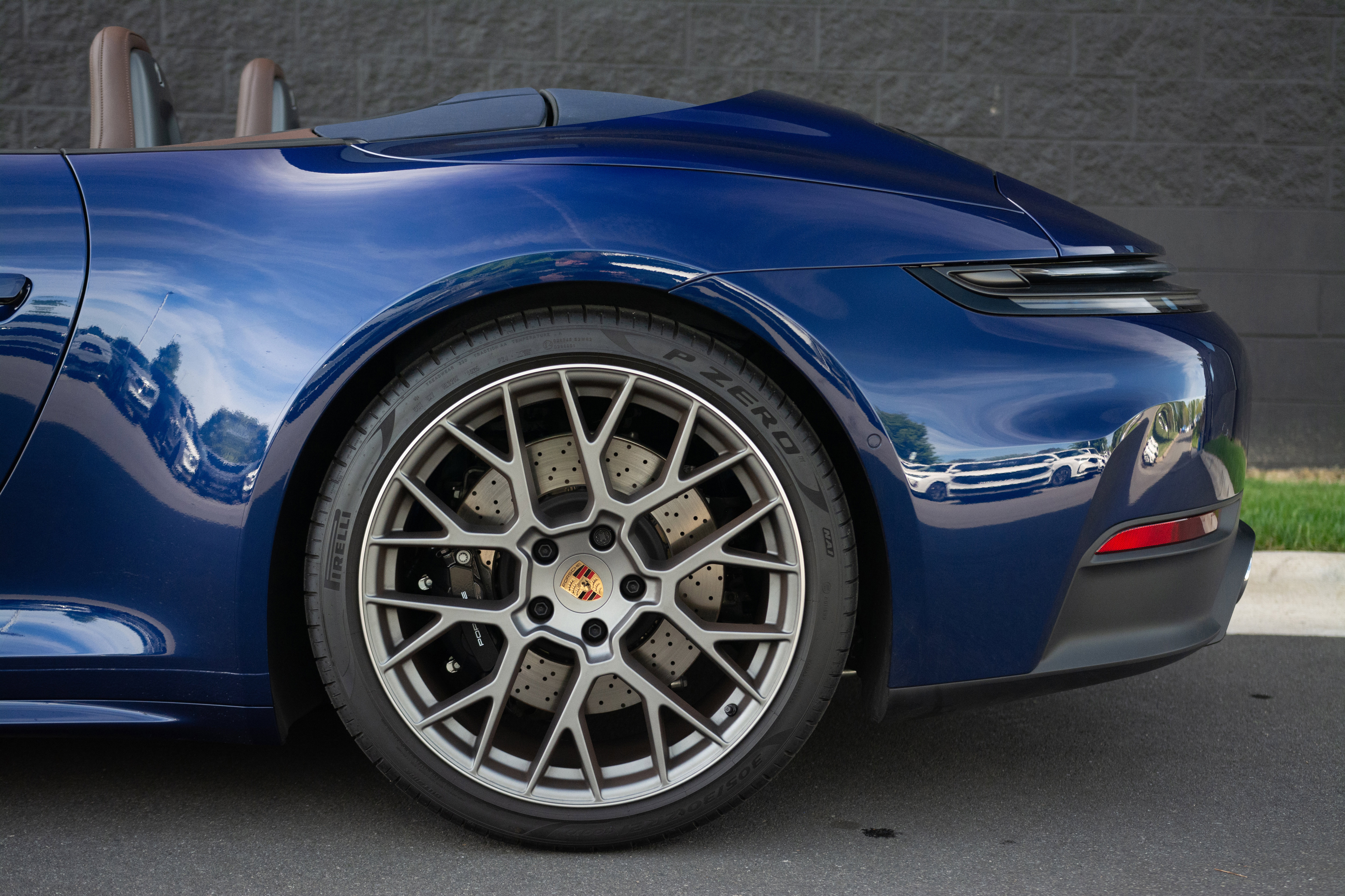 Certified 2025 Porsche 911 Carrera S image 32