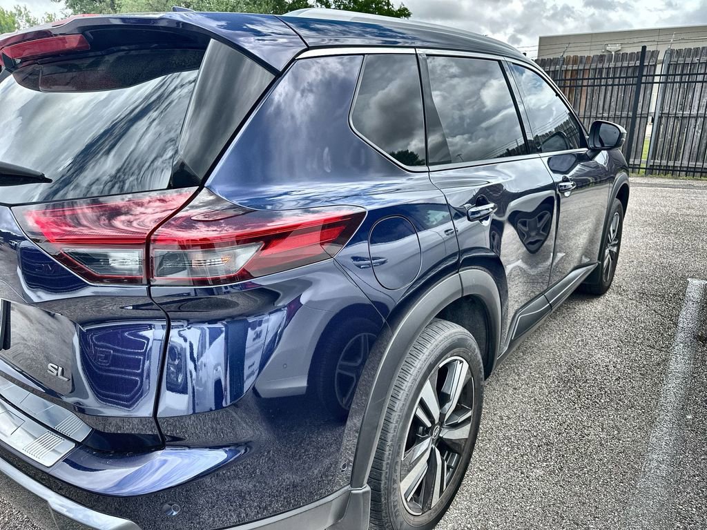 Used 2024 Nissan Rogue SL image 7