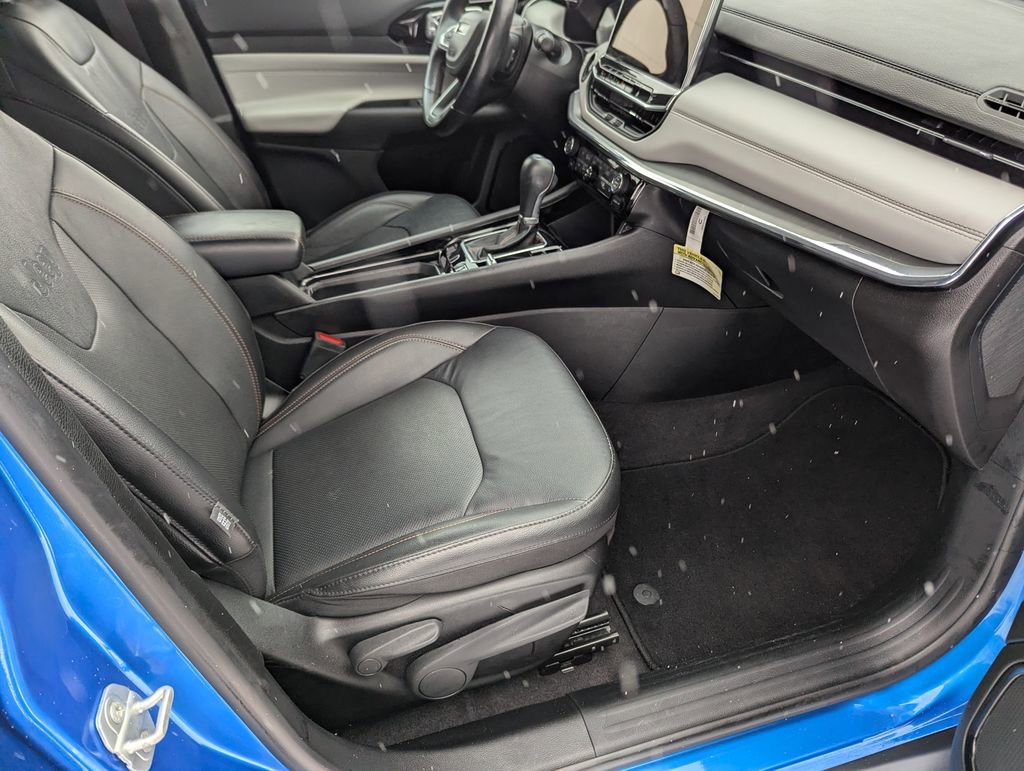 Used 2022 Jeep Compass Limited image 42