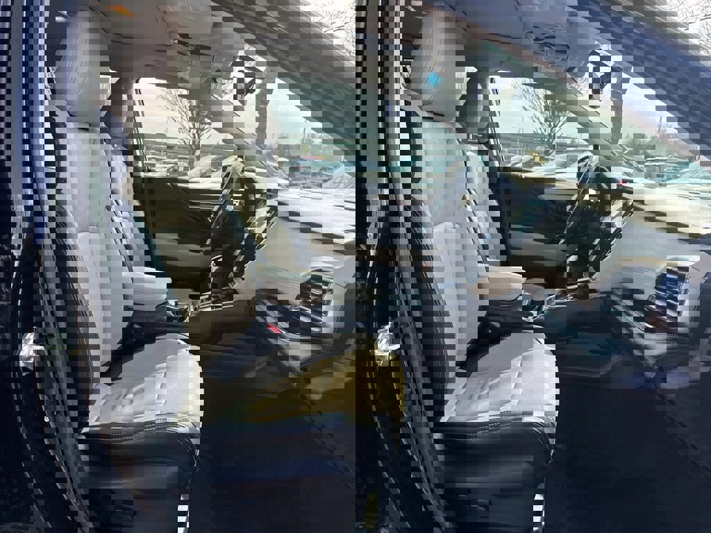 Used 2022 Subaru Outback Limited image 31