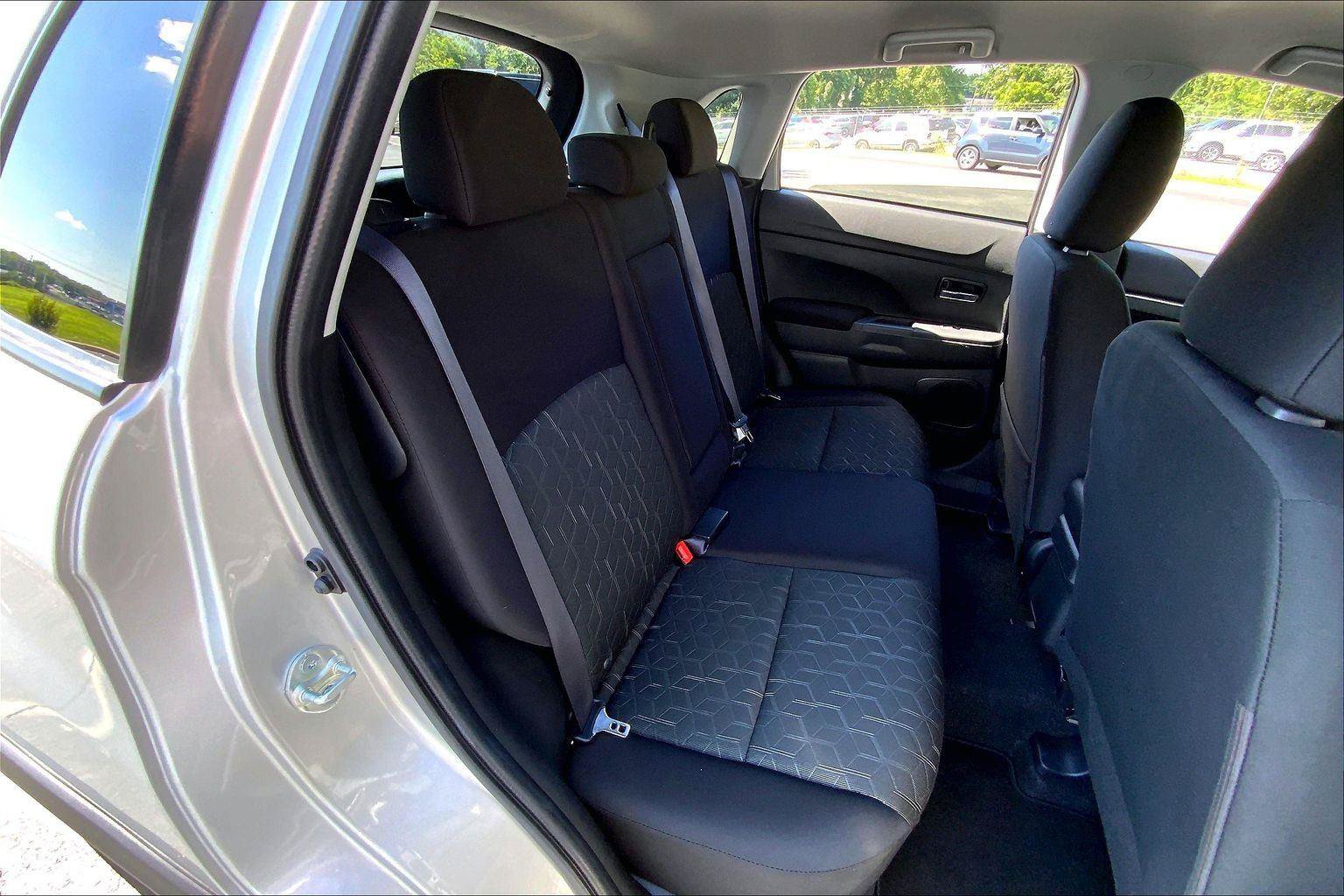 Used 2025 Mitsubishi Outlander Sport ES AWD/4WD image 22