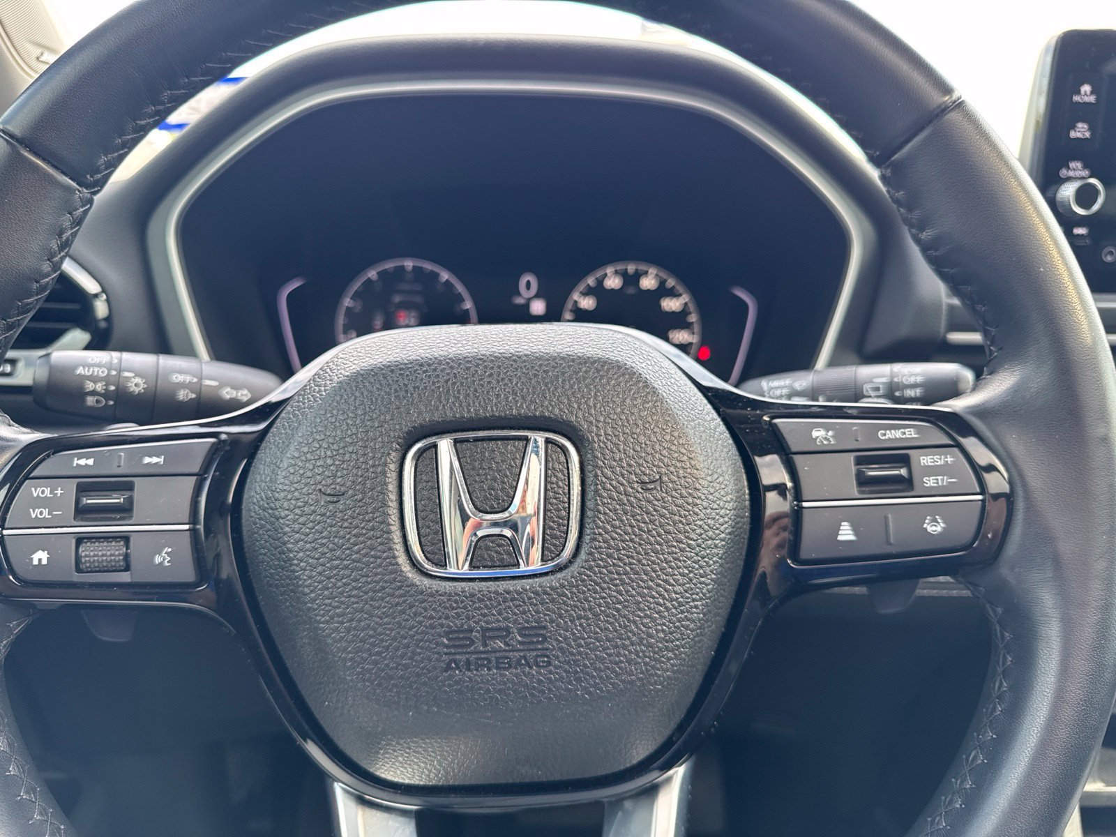 Used 2024 Honda Pilot Touring image 17