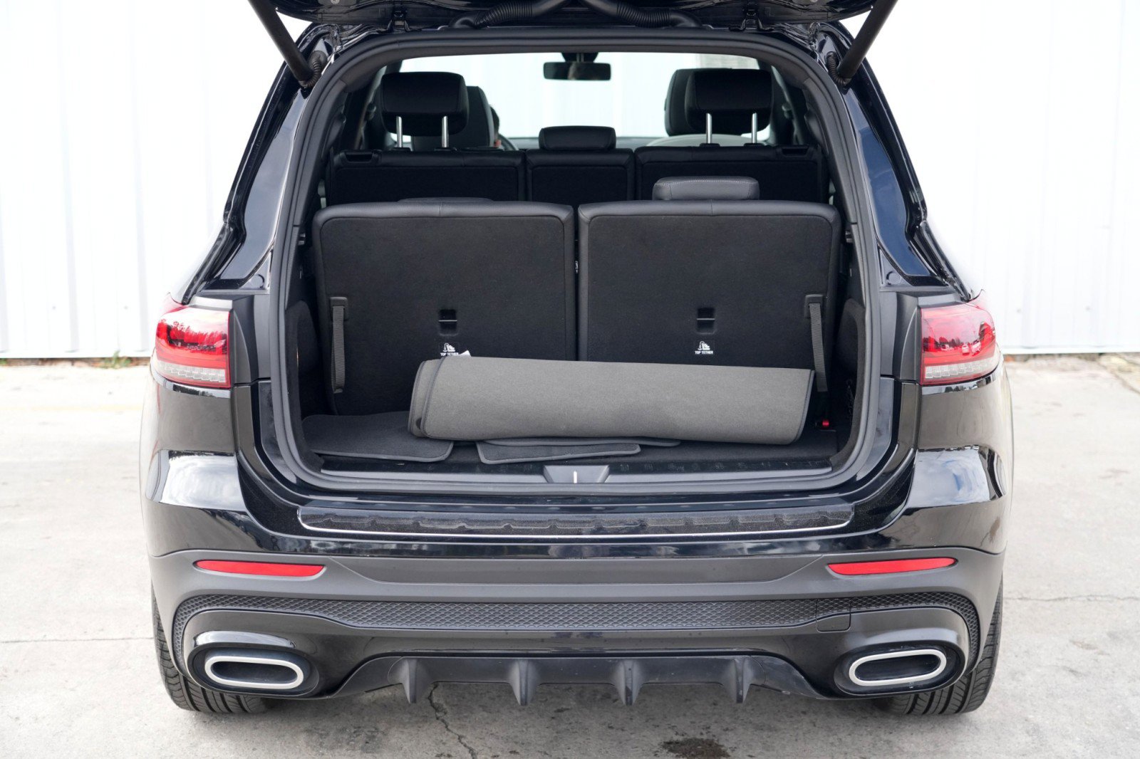 Used 2023 Mercedes-Benz GLB 250 image 9