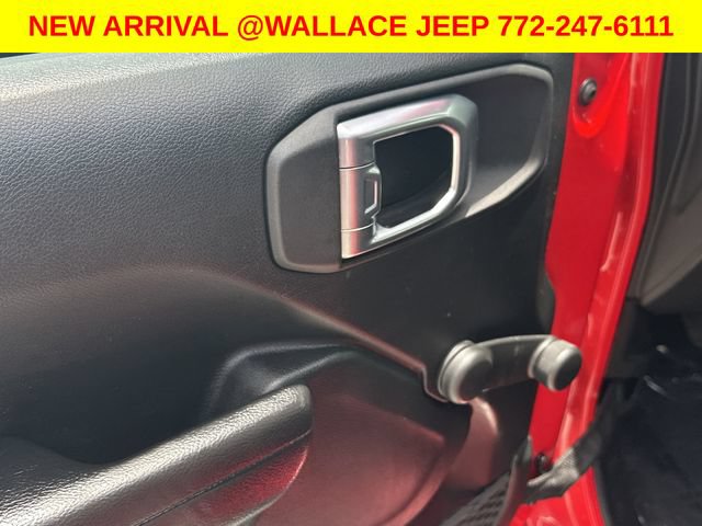 Used 2022 Jeep Wrangler Sport AWD/4WD image 8