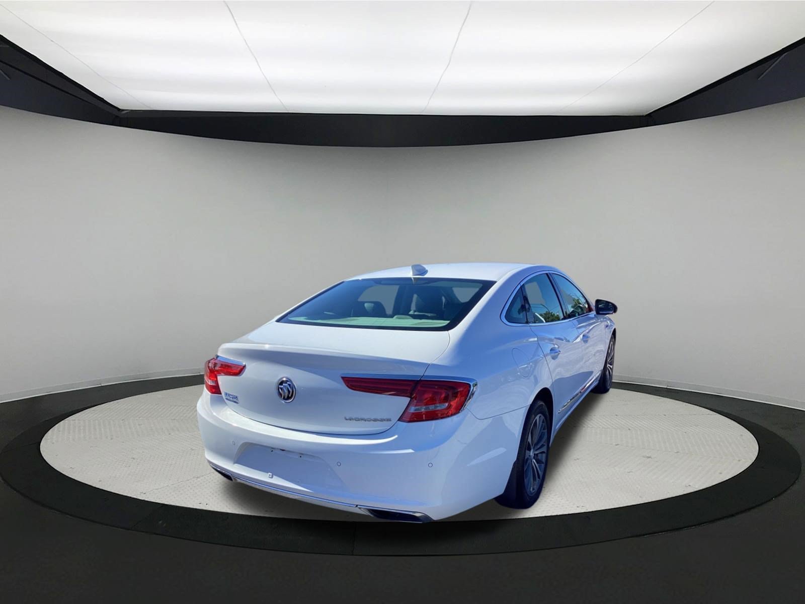 Used 2019 Buick LaCrosse Premium FWD image 8