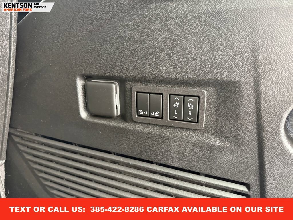 Used 2024 GMC Yukon SLT image 39