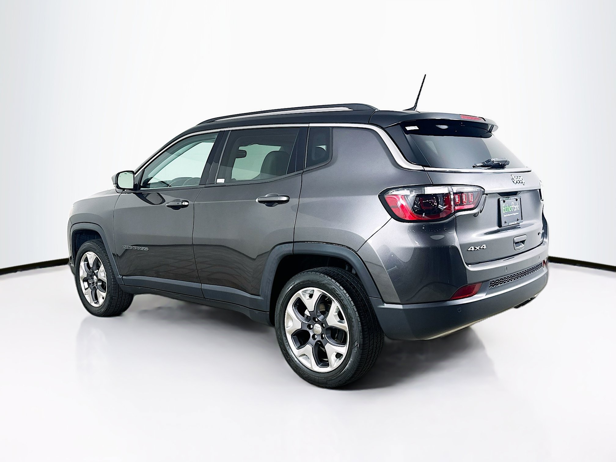 Used 2021 Jeep Compass Limited w/ Sun and Sound Group AWD/4WD image 5