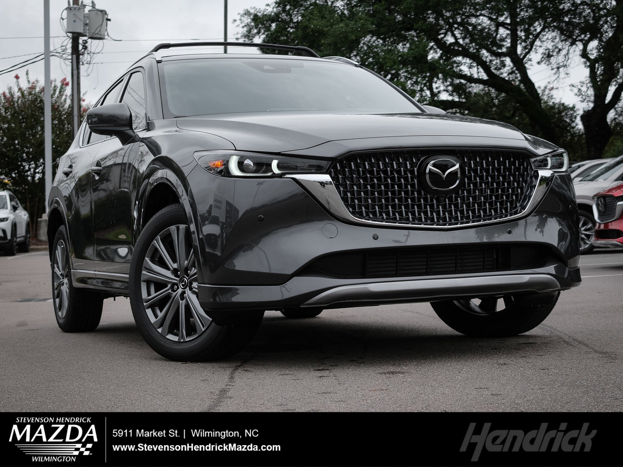 New 2025 MAZDA CX-5 Signature image 1