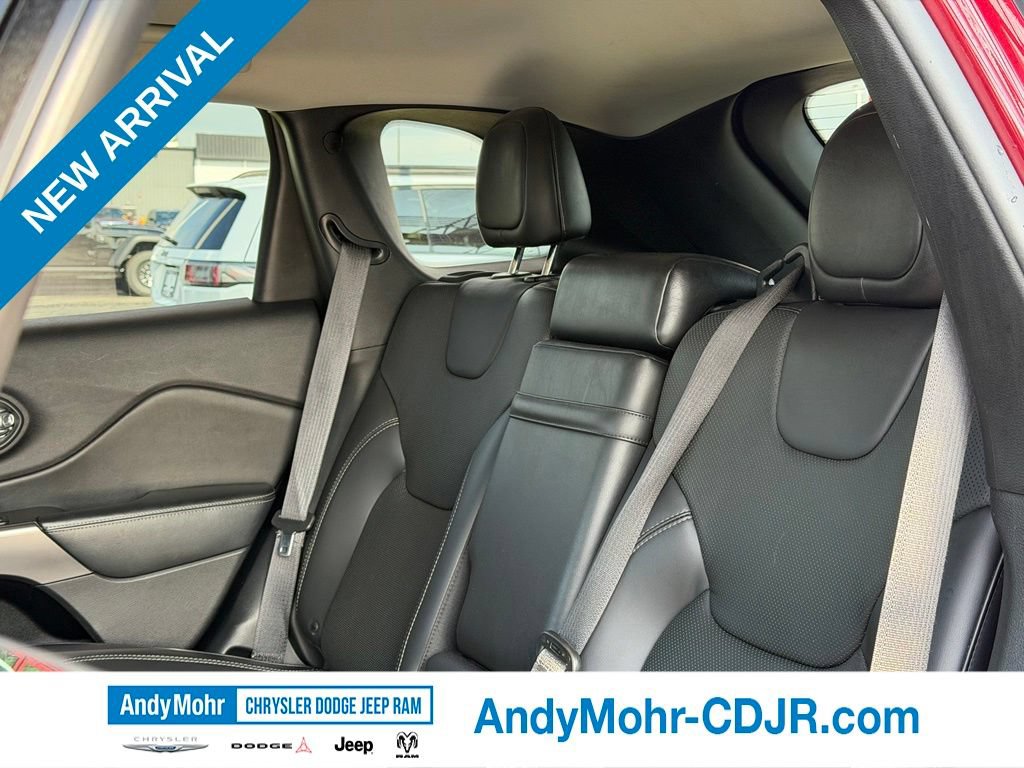 Used 2019 Jeep Cherokee Limited AWD/4WD image 31