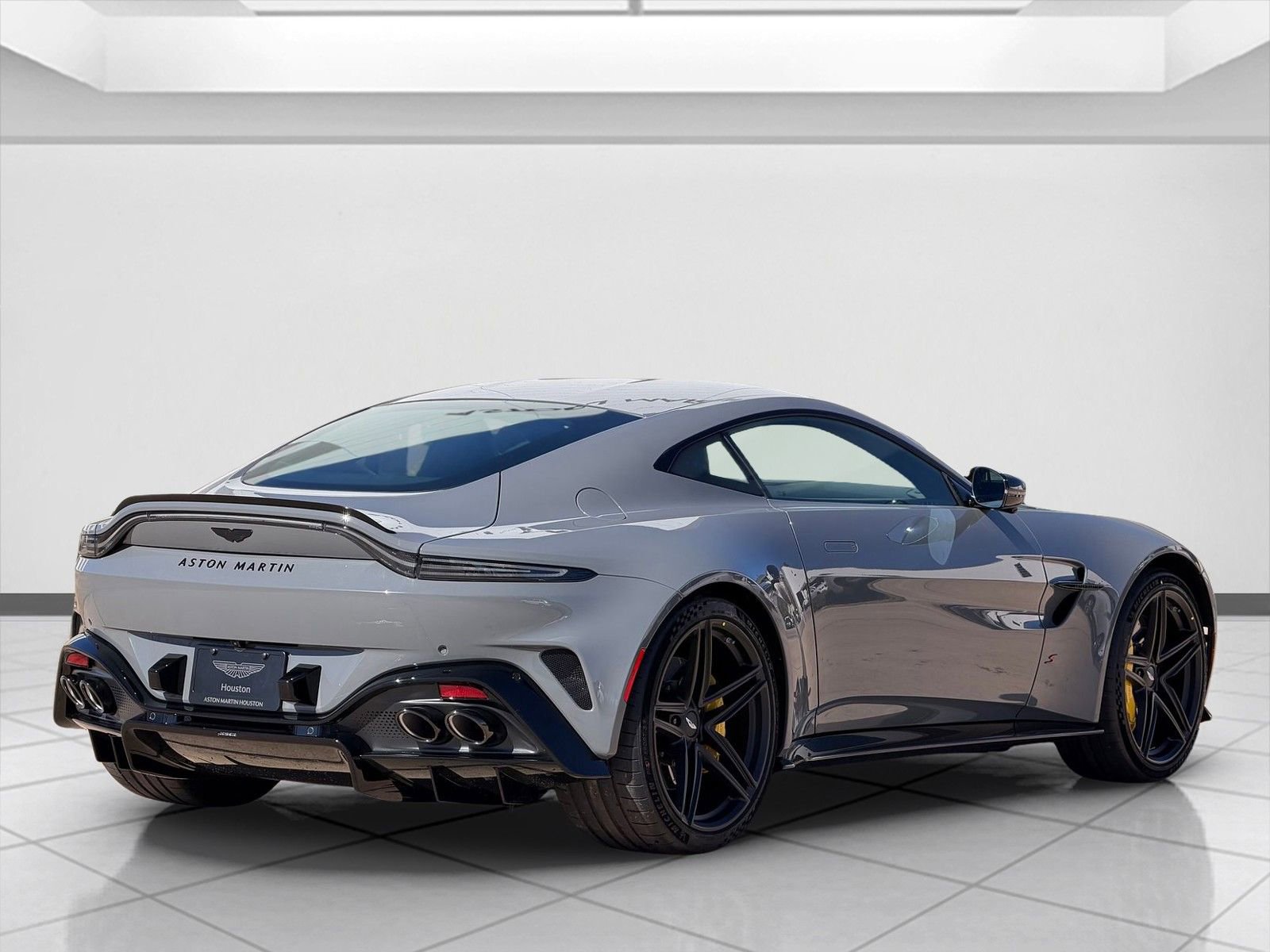 New 2026 Aston Martin V8 Vantage S image 10