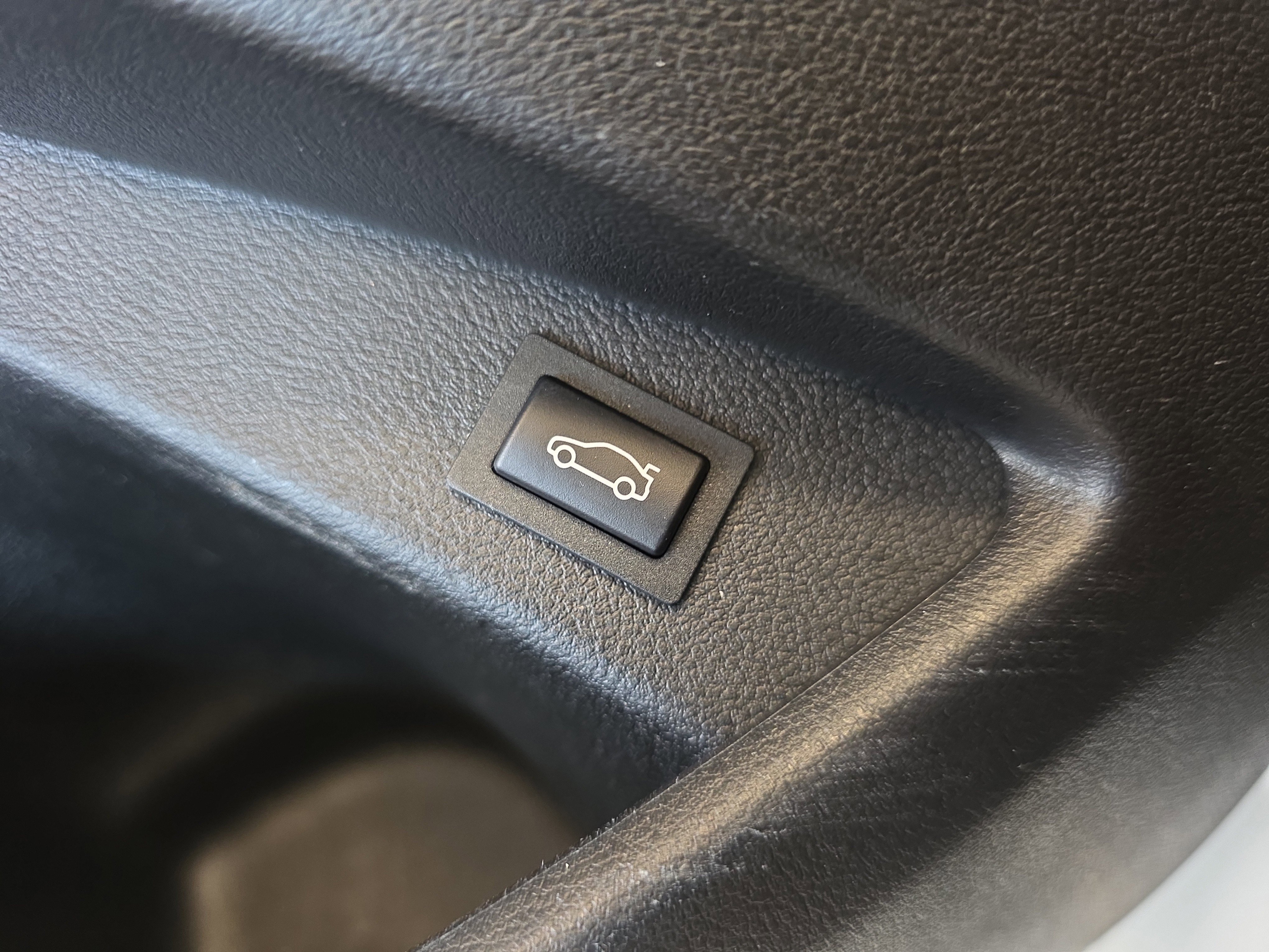 Used 2023 BMW M2 image 28