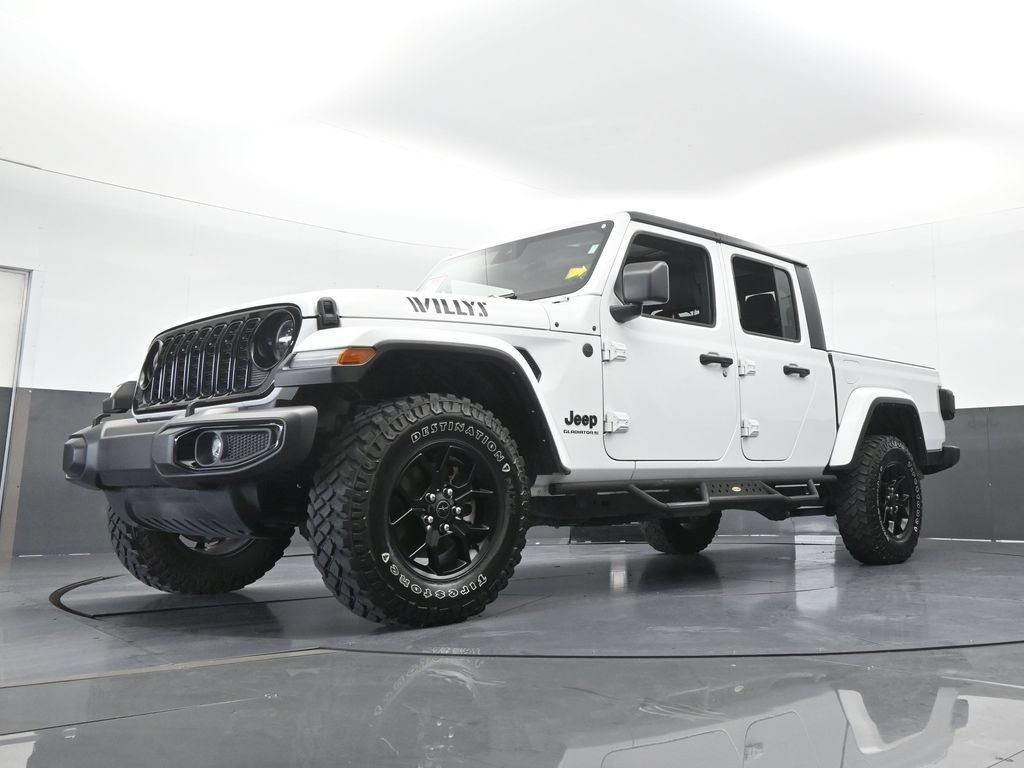 Used 2024 Jeep Gladiator Sport AWD/4WD image 49