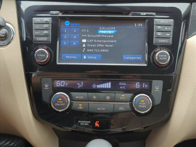 Used 2016 Nissan Rogue SL w/ SL Premium Package FWD image 14