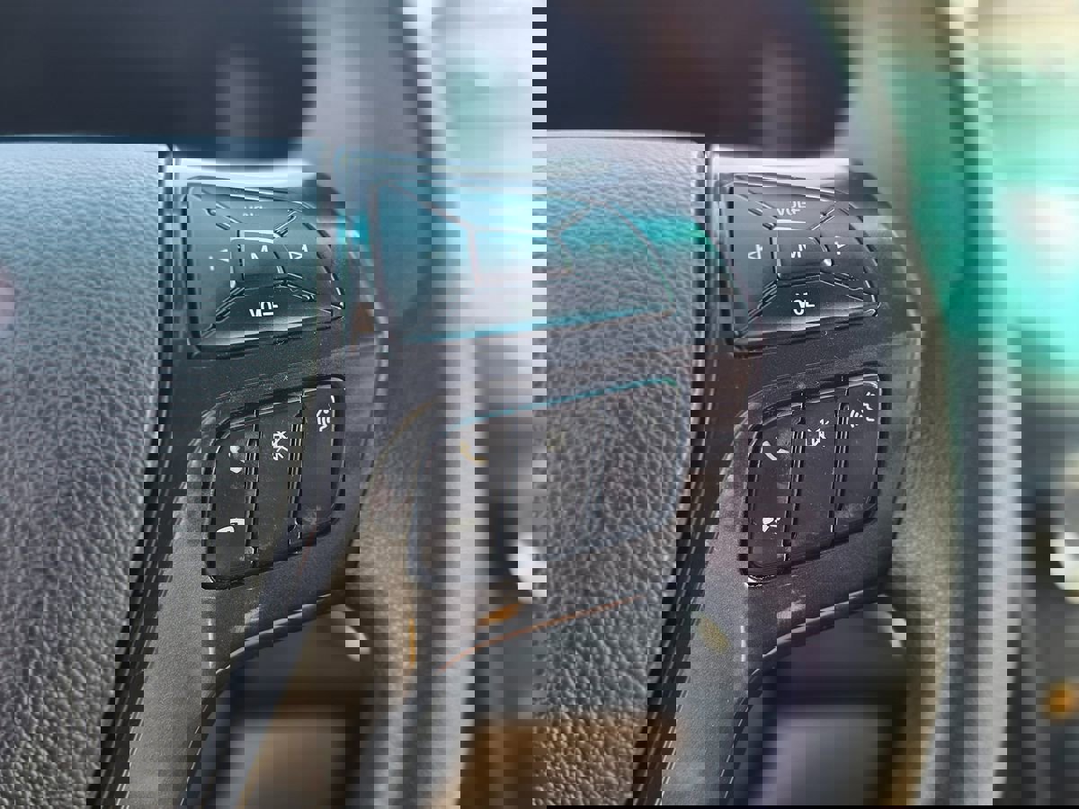 Used 2016 Ford Explorer FWD image 35