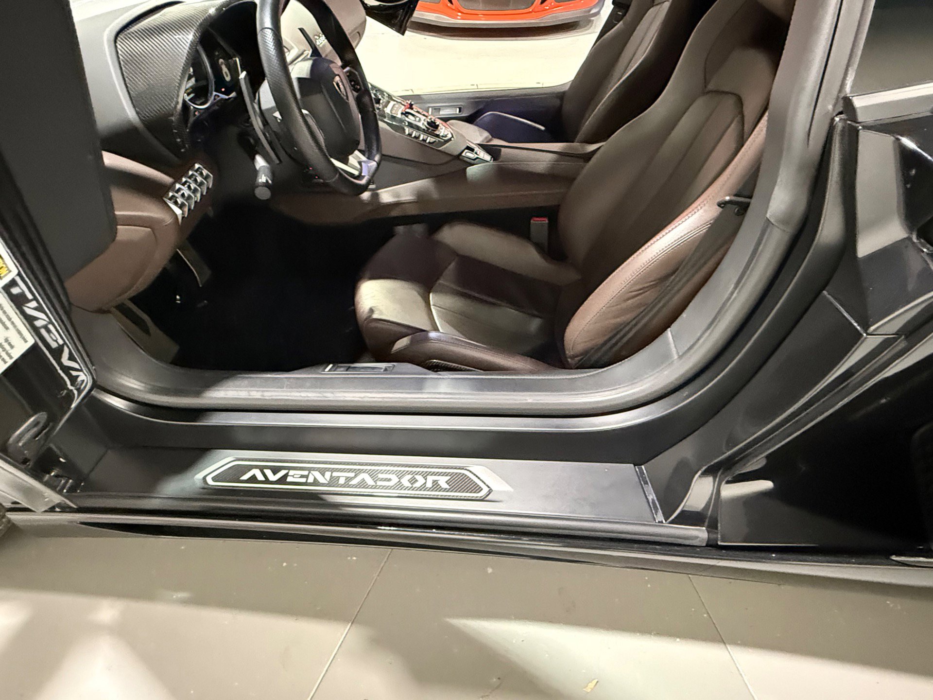 Used 2014 Lamborghini Aventador LP 700-4 image 47