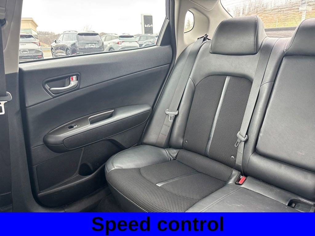 Used 2019 Kia Optima S image 13