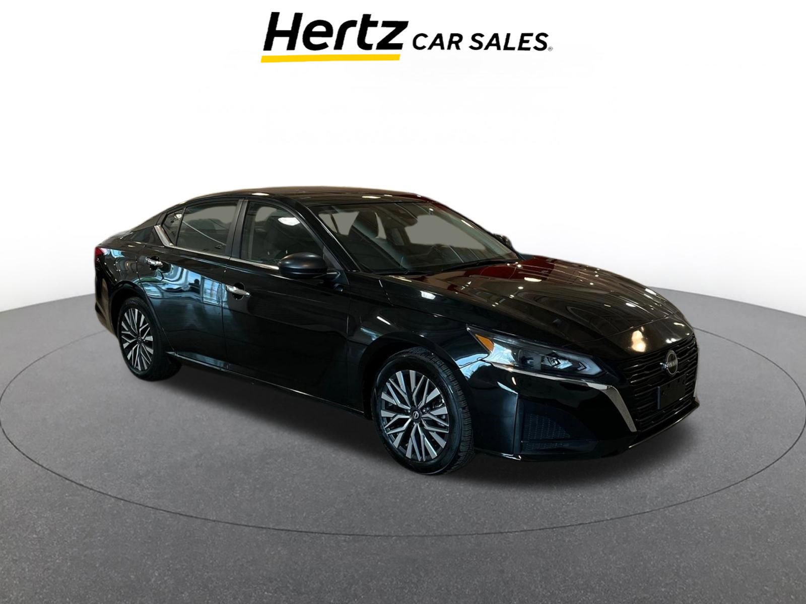 Used 2024 Nissan Altima 2.5 SV FWD image 1