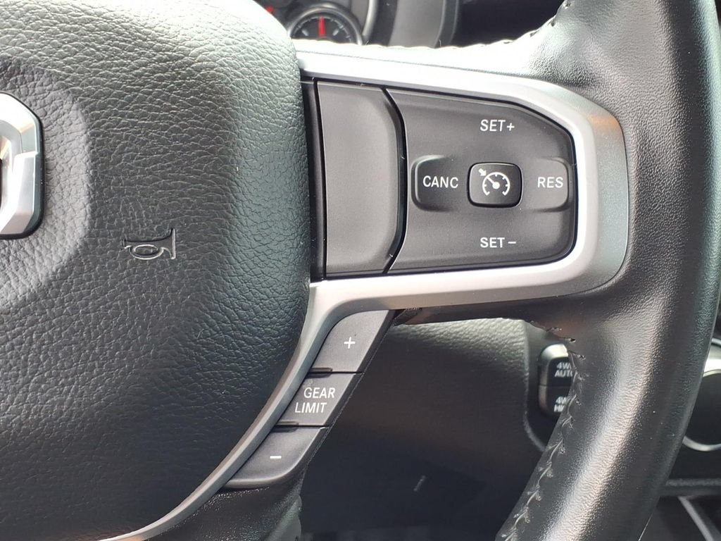Used 2023 RAM 1500 Big Horn AWD/4WD image 10