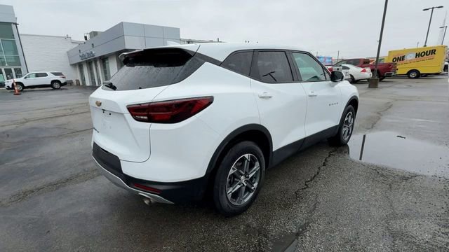 Used 2023 Chevrolet Blazer LT w/ Driver Confidence Package image 8