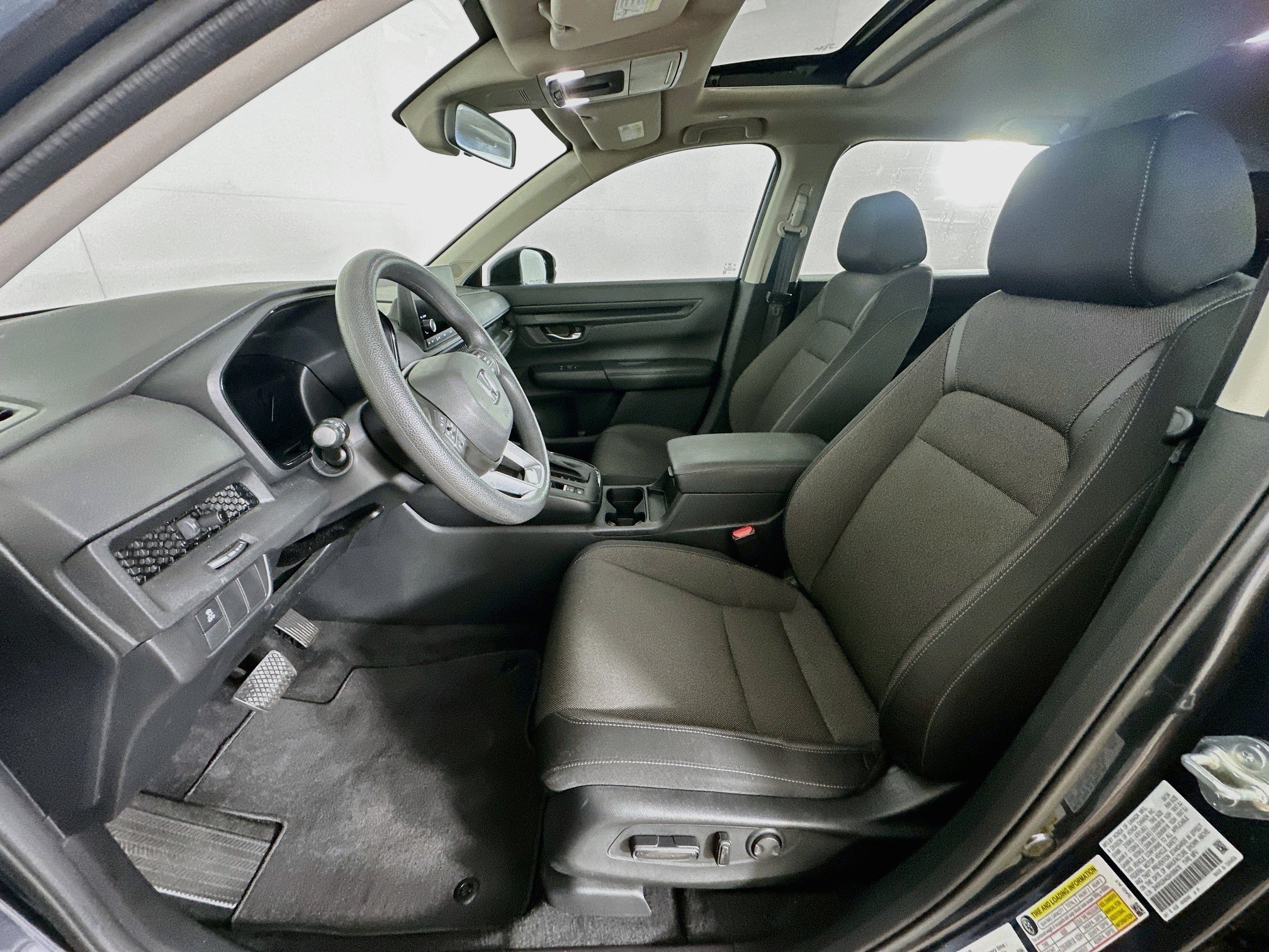 Used 2025 Honda CR-V EX image 13