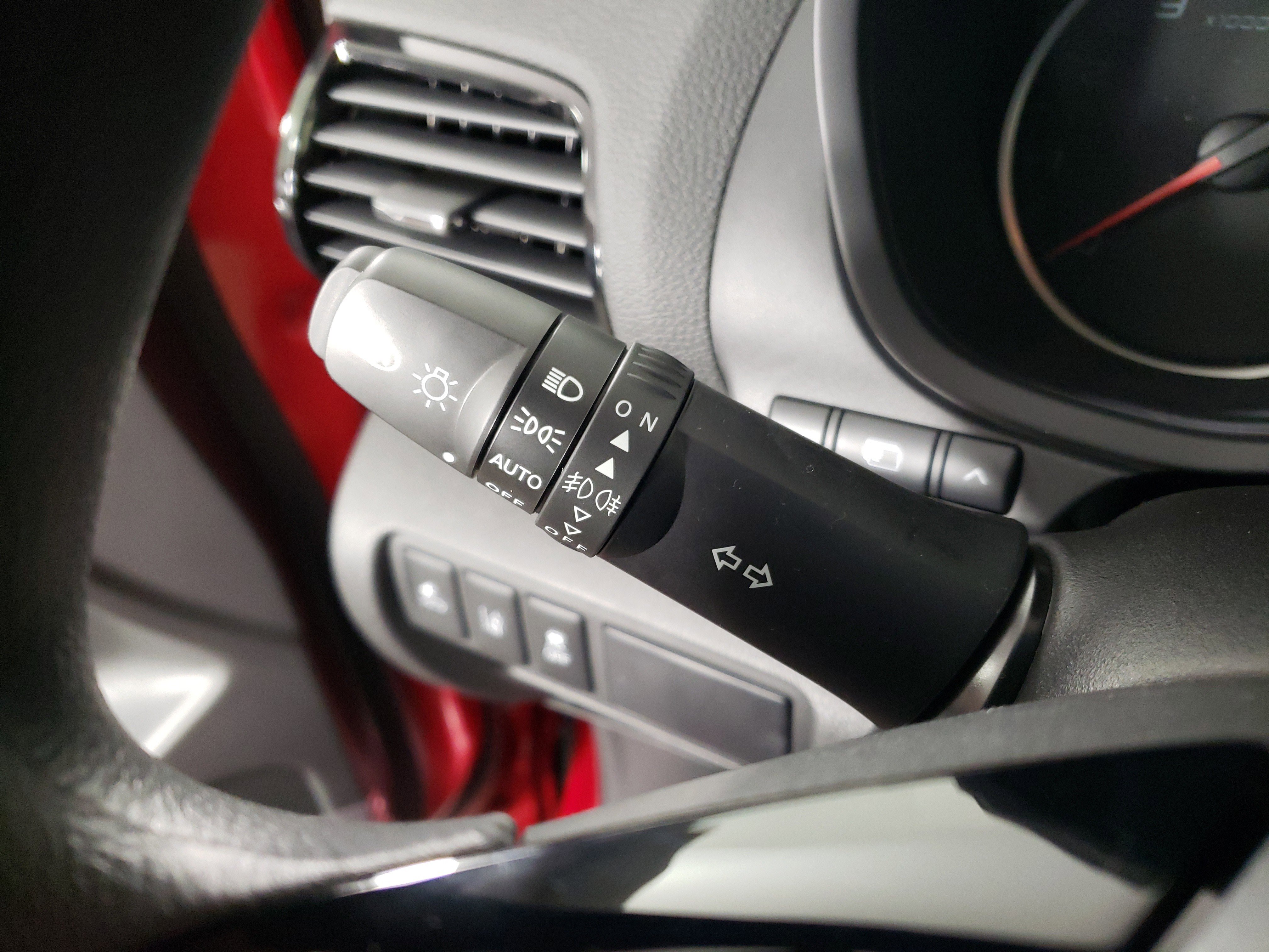 New 2025 Mitsubishi Eclipse Cross LE image 18