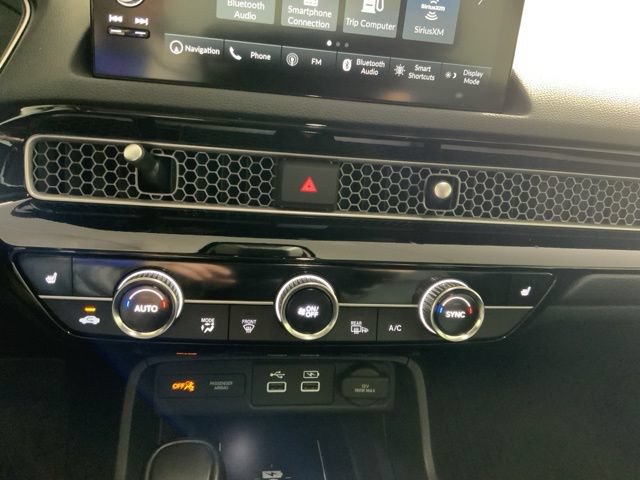 Used 2023 Honda Civic Touring image 18