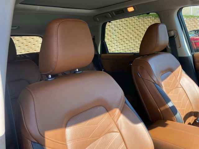 Used 2023 Nissan Pathfinder Platinum image 31
