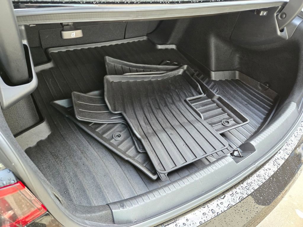 Certified 2023 Acura TLX w/ Technology Package image 18