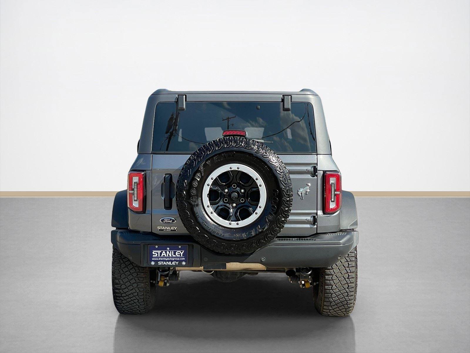 Used 2024 Ford Bronco Badlands image 6