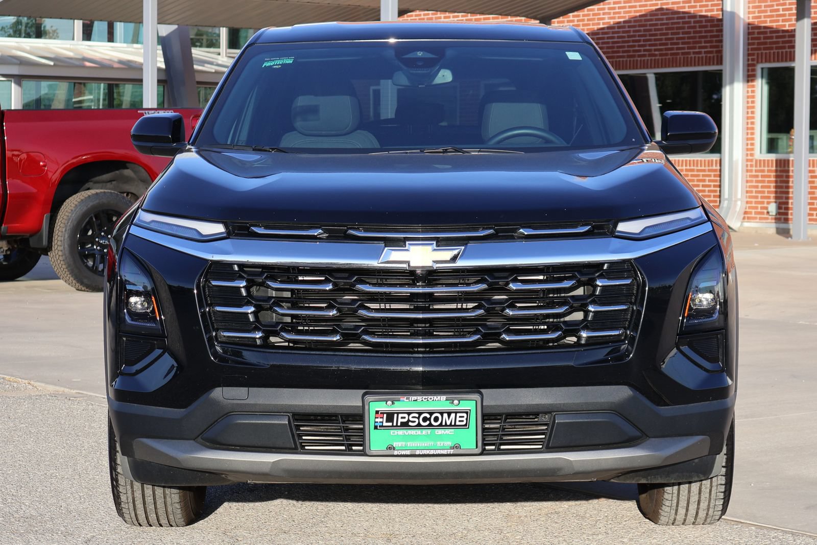 Used 2026 Chevrolet Equinox LT AWD/4WD image 3