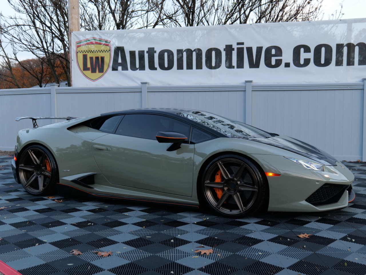 Used 2015 Lamborghini Huracan LP 610-4 image 3