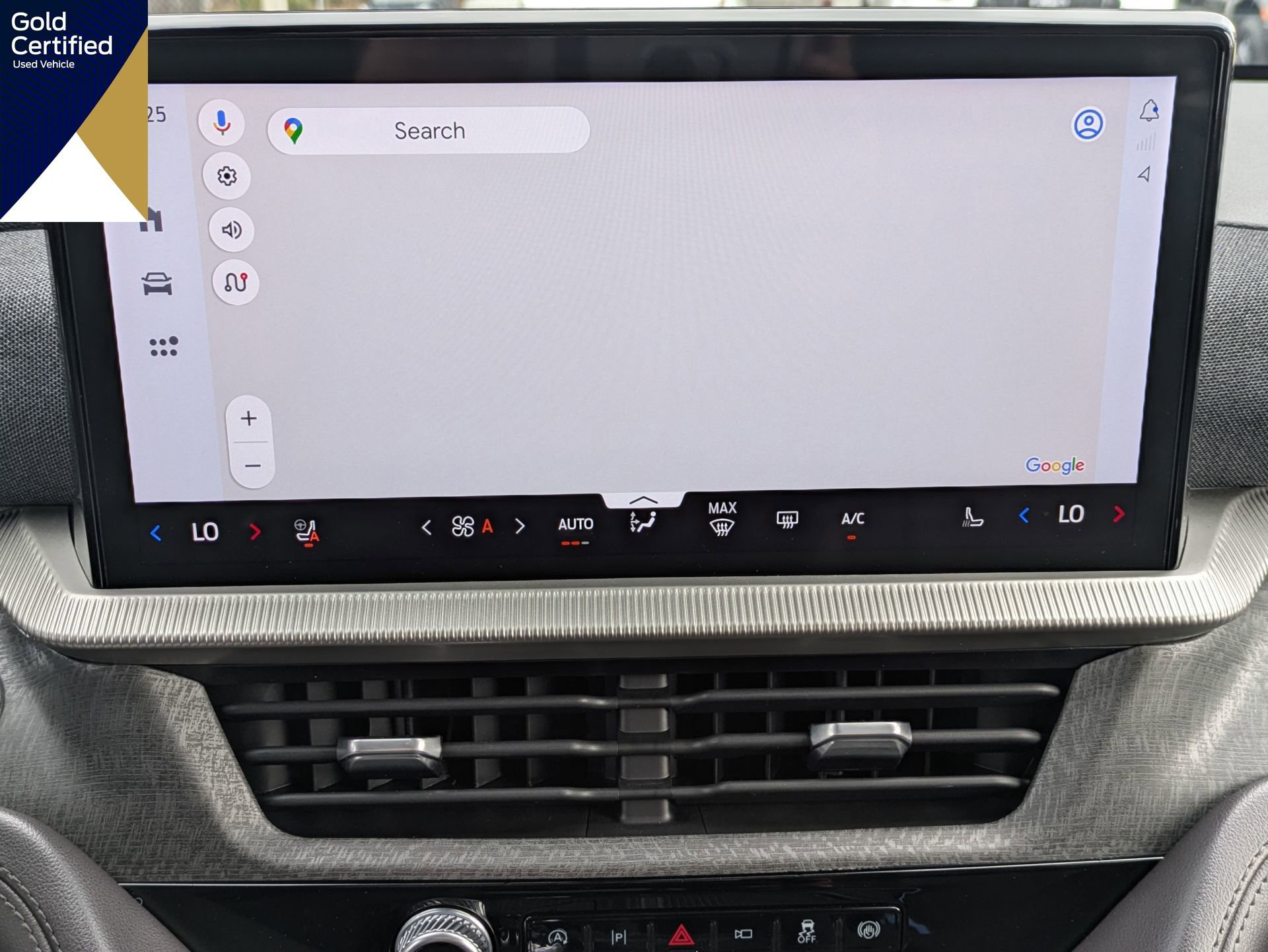 Certified 2025 Ford Explorer Platinum w/ LUX Leather Package image 29