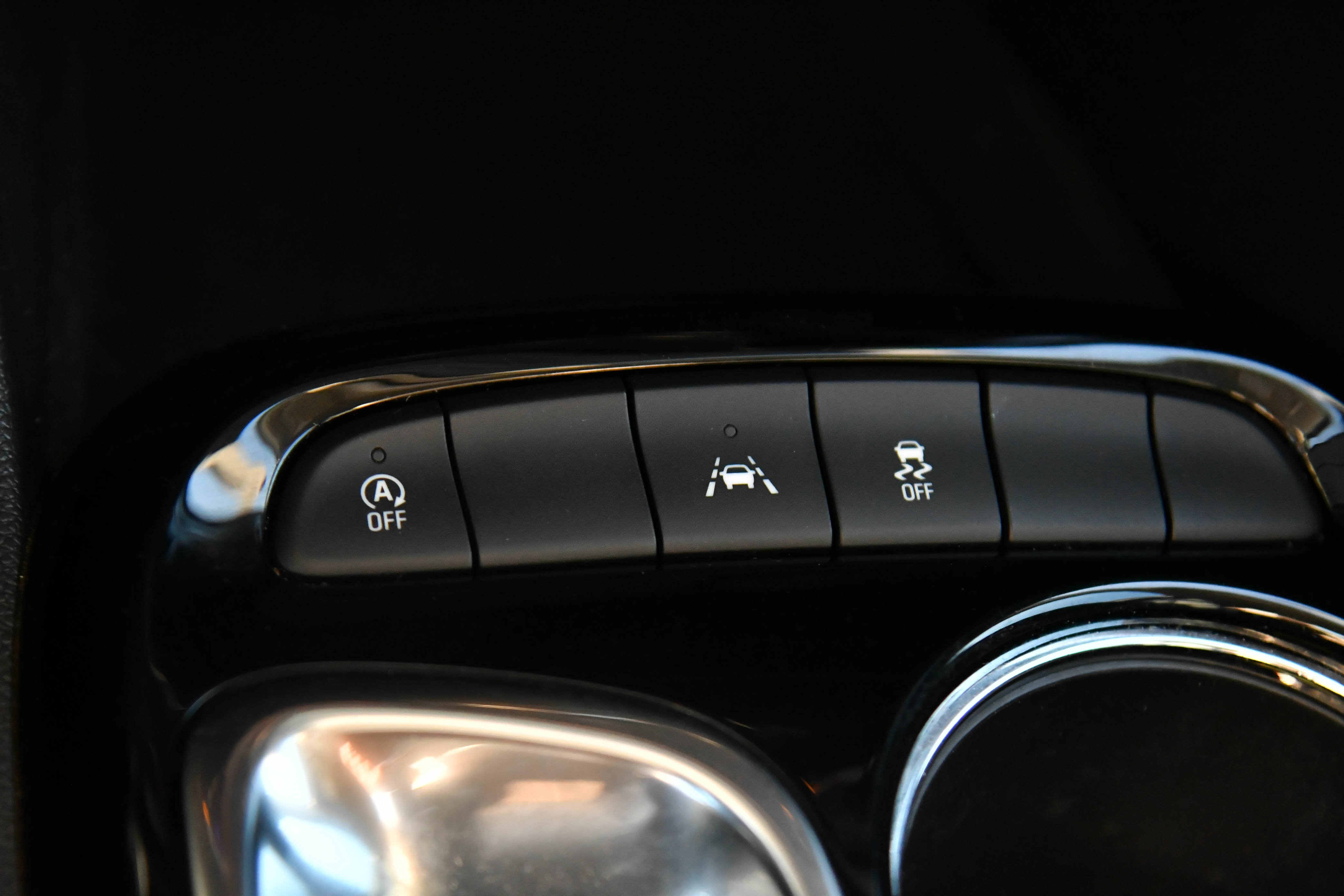 Used 2024 Buick Encore GX Sport Touring w/ Comfort Package image 24