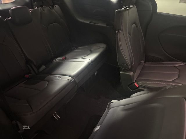 New 2026 Chrysler Voyager LX FWD image 24