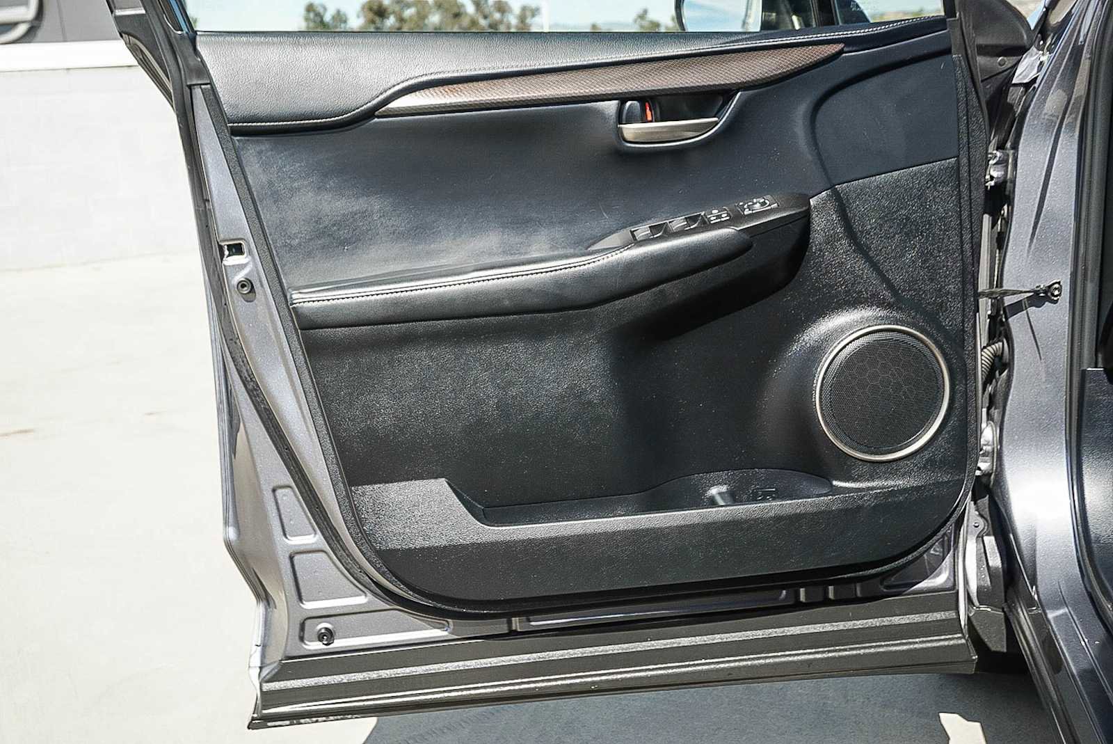 Used 2017 Lexus NX 200t FWD image 21