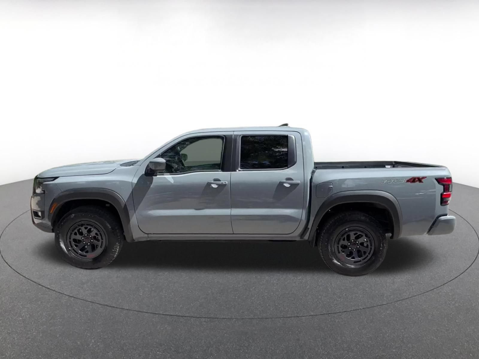 Used 2026 Nissan Frontier PRO-4X AWD/4WD image 9